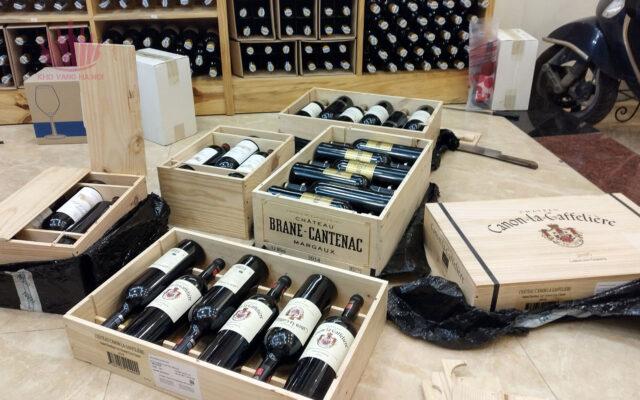 Hộp quà rượu vang tết 2024, sự kết hợp tinh tế giữa hương vị ngon và thiết kế đẹp mắt.